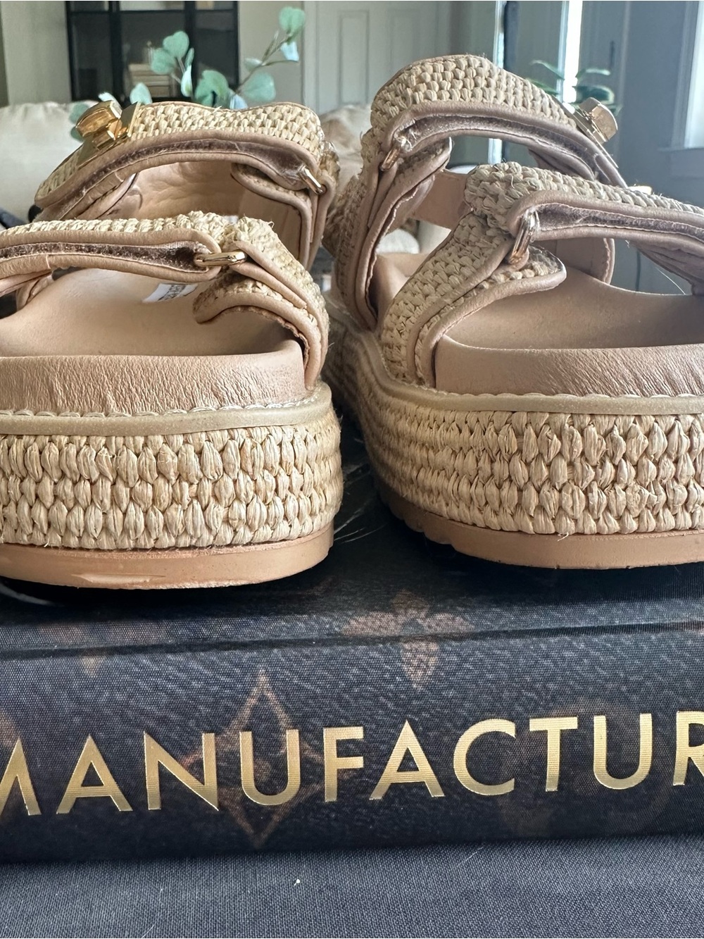 Steve Madden Bigmona Raffia Sandals • WOMENS SIZE 7 - Picture 3 of 9